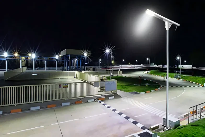 工業団地向けの太陽光街路照明ソリューションを設計するにはどうすればよいですか?